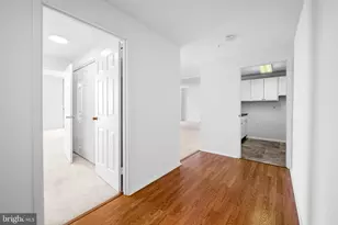 28 Allegheny Ave, Towson, MD 21204 - Photo 7