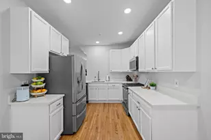 220 Persimmon Cir, Reisterstown, MD 21136 - Photo 9
