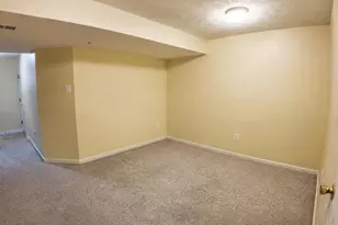 9746 Harvester Cir, Perry Hall, MD 21128 - Photo 23