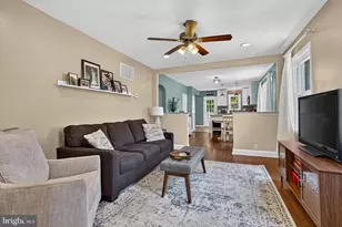 3035 Parktowne Rd, Parkville, MD 21234 - Photo 5