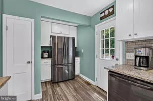 3035 Parktowne Rd, Parkville, MD 21234 - Photo 11