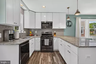 3035 Parktowne Road, Parkville, MD 21234 - Photo 9