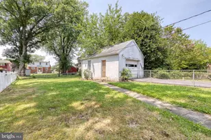 24 McCormick Ave, Baltimore, MD 21206 - Photo 25