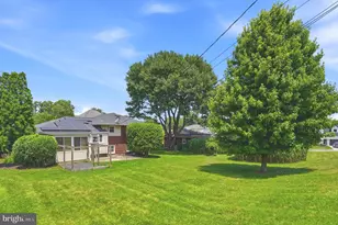 2303 Farringdon Rd, Baltimore, MD 21209 - Photo 33