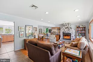 2303 Farringdon Rd, Baltimore, MD 21209 - Photo 3