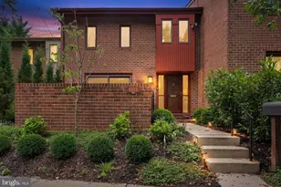 6103 Buckingham Manor Dr, Baltimore, MD 21210 - Photo 1