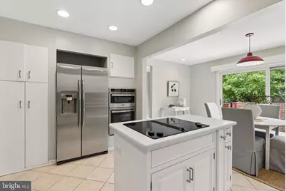 6103 Buckingham Manor Drive, Baltimore, MD 21210 - Photo 15