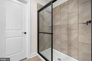 5207 McCormick Ave, Baltimore, MD 21206 - Photo 17