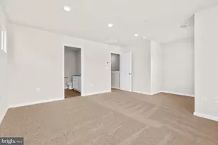 8101 Bartholomew Ct, Baltimore, MD 21206 - Photo 33
