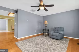 16 Propeller Dr, Baltimore, MD 21220 - Photo 3