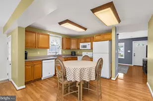 16 Propeller Dr, Baltimore, MD 21220 - Photo 7