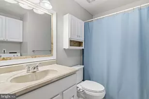 8 London Perry Ct, Middle River, MD 21220 - Photo 19