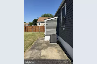 822 Martin, Baltimore, MD 21221 - Photo 9