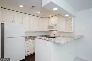 6830 Hayley Ridge Way, Baltimore, MD 21209 - Photo 11