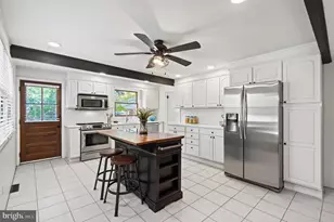 264 E Padonia Rd, Lutherville Timonium, MD 21093 - Photo 9