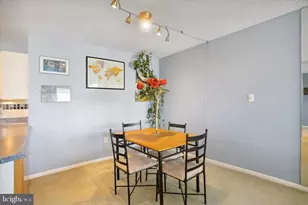 205 E Joppa Rd, Towson, MD 21286 - Photo 13