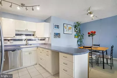 205 E Joppa Road #1601, Towson, MD 21286 - Photo 9