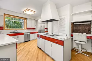 3310 Midfield Rd, Baltimore, MD 21208 - Photo 15