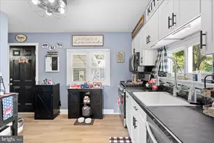 2827 Erie Ave, Baltimore, MD 21234 - Photo 11