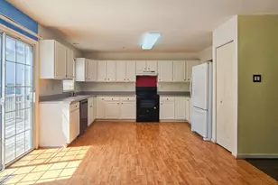 9823 Bon Haven Ln, Owings Mills, MD 21117 - Photo 7