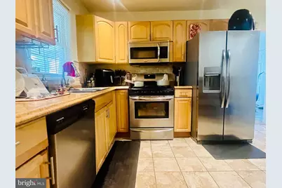 1308 Greenwood, Pikesville, MD 21208 - Photo 5
