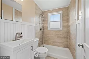 2207 Hawthorne Rd, Baltimore, MD 21220 - Photo 17