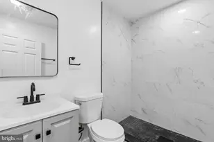 111 Oak St, Dundalk, MD 21222 - Photo 15