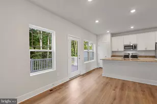 330 Sweetbay Rd, Essex, MD 21221 - Photo 17