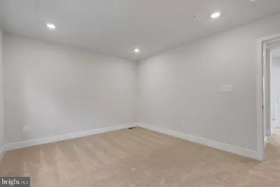 330 Sweetbay Rd, Essex, MD 21221 - Photo 19