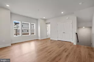 330 Sweetbay Rd, Essex, MD 21221 - Photo 5