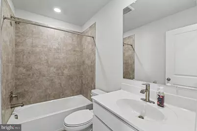 238 Waterstone Rd, Essex, MD 21221 - Photo 9