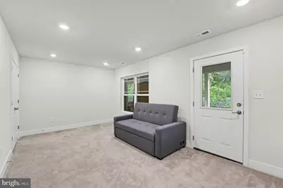 238 Waterstone Rd, Essex, MD 21221 - Photo 7