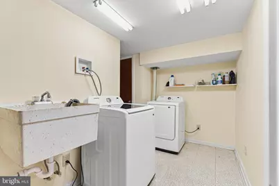 4 Alcan, Towson, MD 21286 - Photo 37