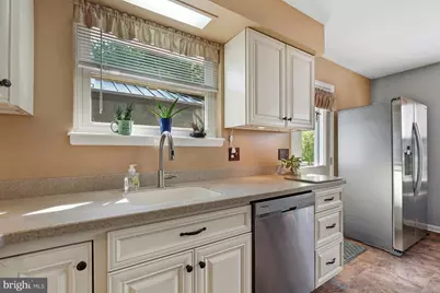 1721 Willis Drive, Baltimore, MD 21227 - Photo 9