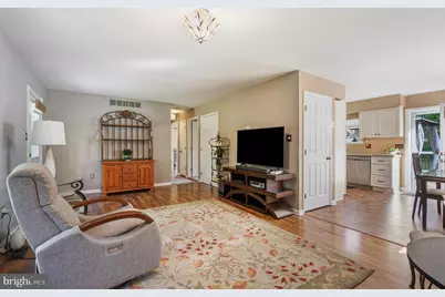 1721 Willis Drive, Baltimore, MD 21227 - Photo 5