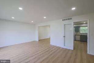 2607 Smith Ave, Baltimore, MD 21209 - Photo 11