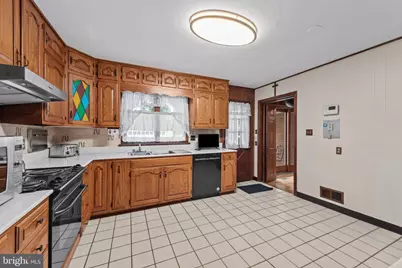 9902 Braewood Road, Randallstown, MD 21133 - Photo 19