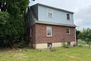 2100 St Lukes Ln, Baltimore, MD 21207 - Photo 5