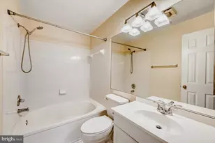 2322 Falls Gable Ln, Baltimore, MD 21209 - Photo 7