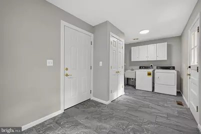 10 Hickory Hill Road, Cockeysville, MD 21030 - Photo 17
