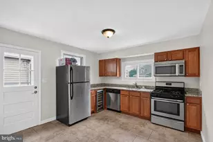 3016 5th Ave, Baltimore, MD 21234 - Photo 5