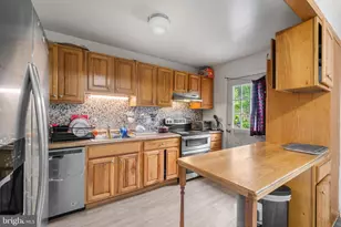 10 Mitnick Ct, Baltimore, MD 21236 - Photo 3