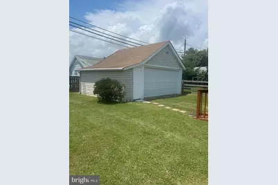 5542 Carville Avenue, Baltimore, MD 21227 - Photo 5