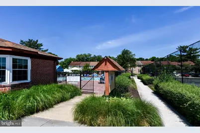 2203 Falls Gable Lane #B, Baltimore, MD 21209 - Photo 25