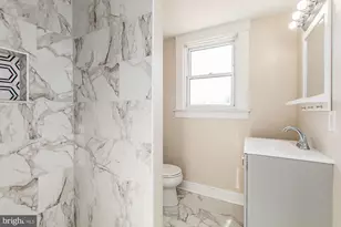 67 Burke, Towson, MD 21286 - Photo 23