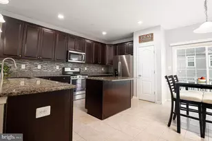 913 Morgan Run Rd, Middle River, MD 21220 - Photo 17