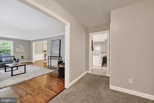 14210 Greencroft Ln, Cockeysville, MD 21030 - Photo 5