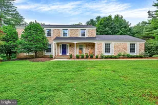 14210 Greencroft Ln, Cockeysville, MD 21030 - Photo 3