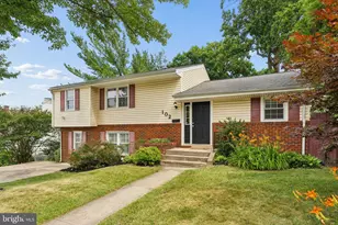 102 Othoridge Rd, Lutherville Timonium, MD 21093 - Photo 1