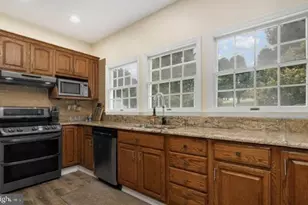 21 Deep Powder Ct, Woodstock, MD 21163 - Photo 5